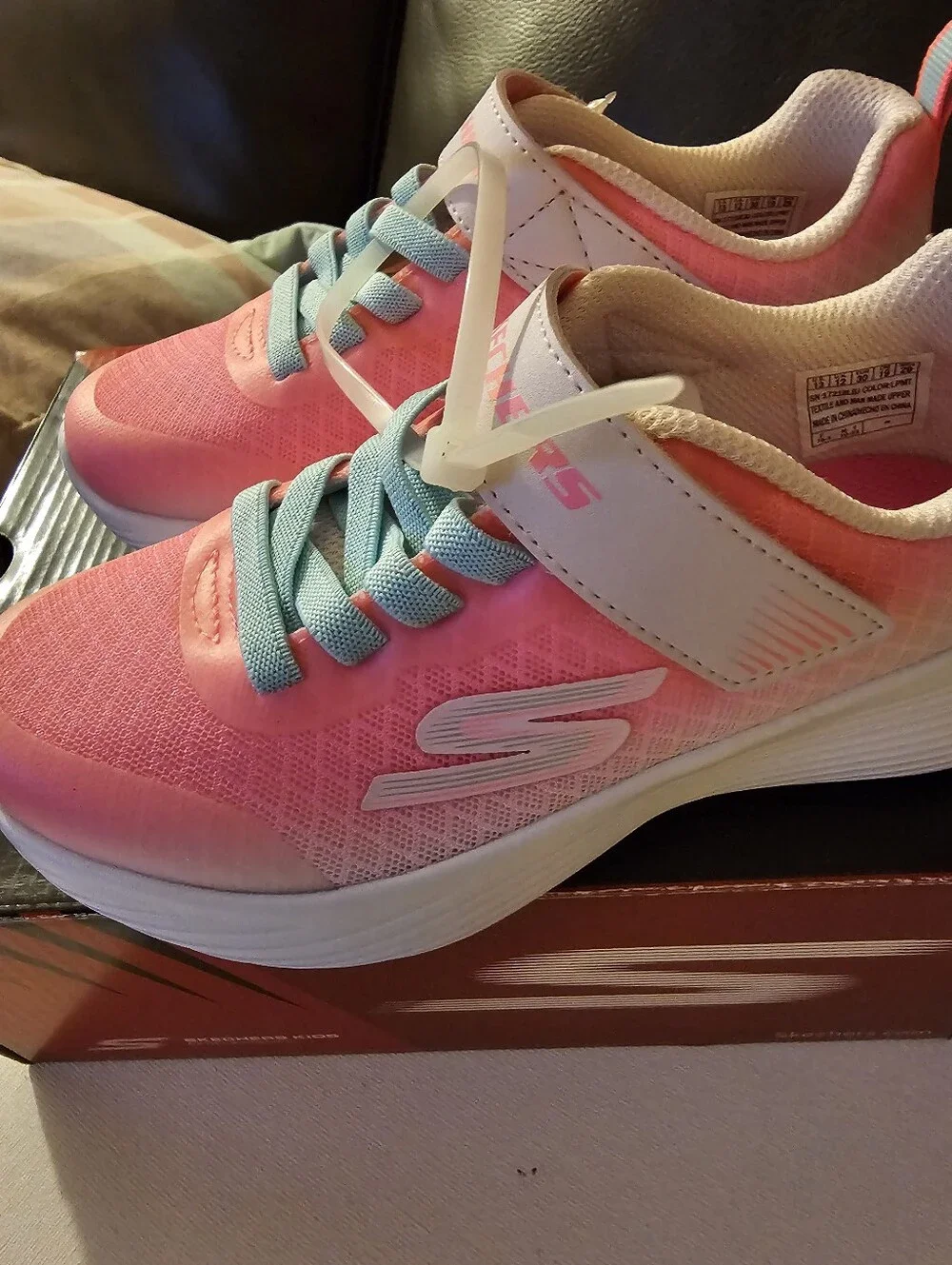 Skechers Gils Go Run 400  Pink Multi, Running Shoes Size 13M